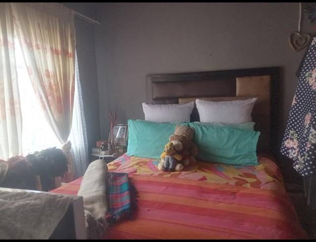 4 BEDROOM HOUSE FOR SALE IN TWALA
